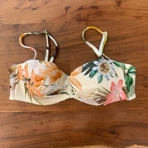 H&M Balconette Bikini and High-waisted Bottom in Cream / Floral - Picture 5 of 8